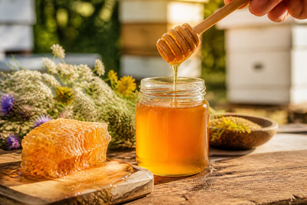 Benefits of Raw Local Honey: A Complete Guide