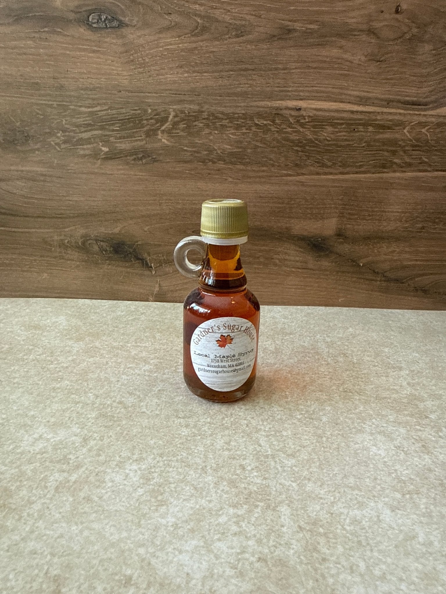 Pure Maple Syrup - Glass Nip Bottle with Handle - 1.5oz (40ml) - Gardners Sugarhouse